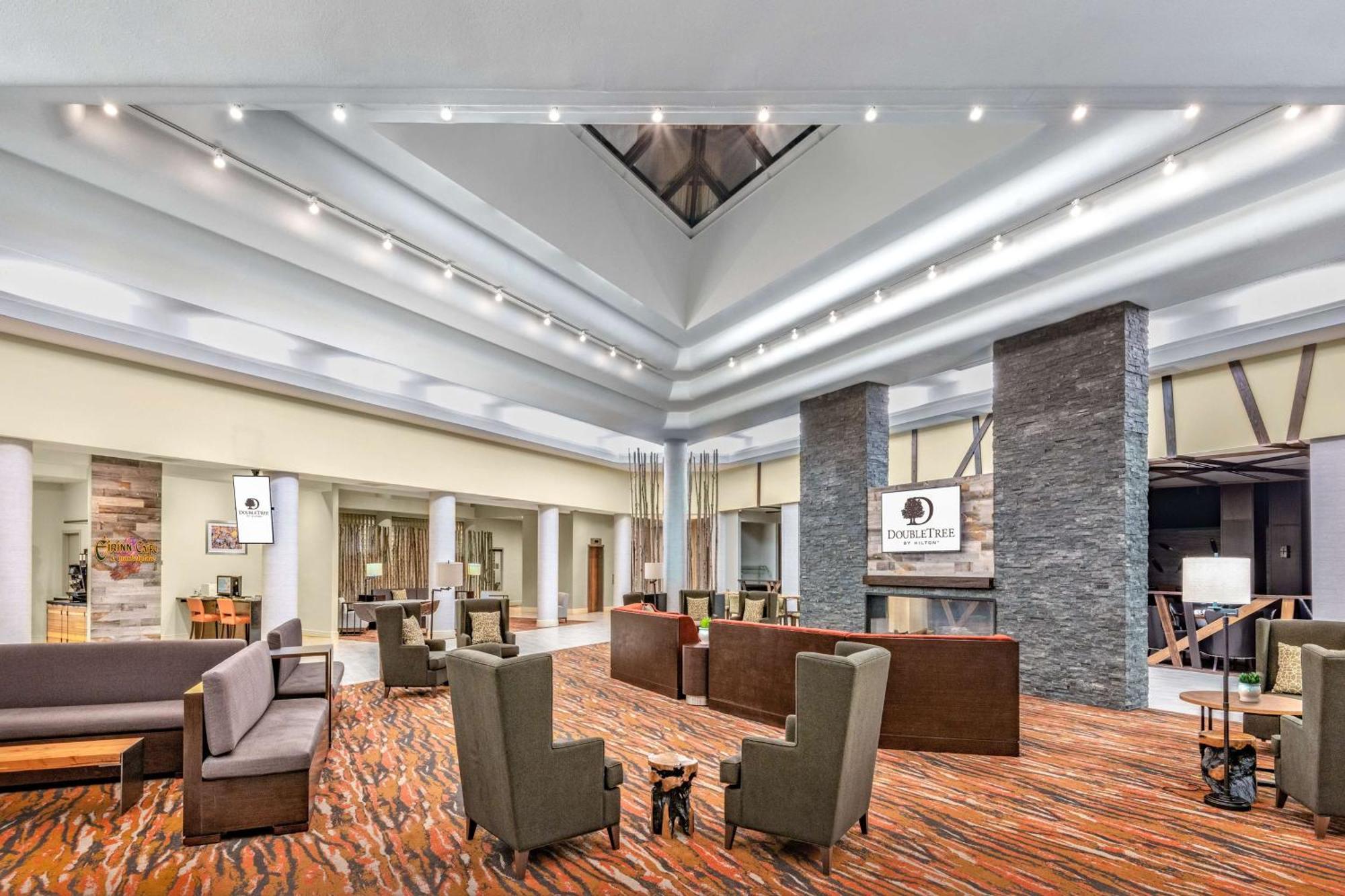 Doubletree By Hilton Hotel Denver - Aurora Exterior foto